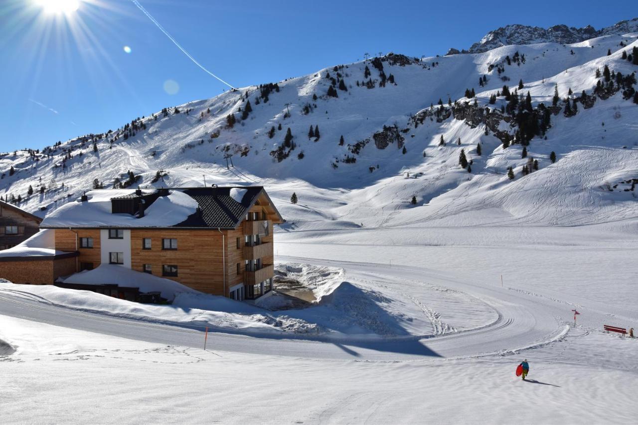 Apart-Wolf-Arlberg Warth  Luaran gambar