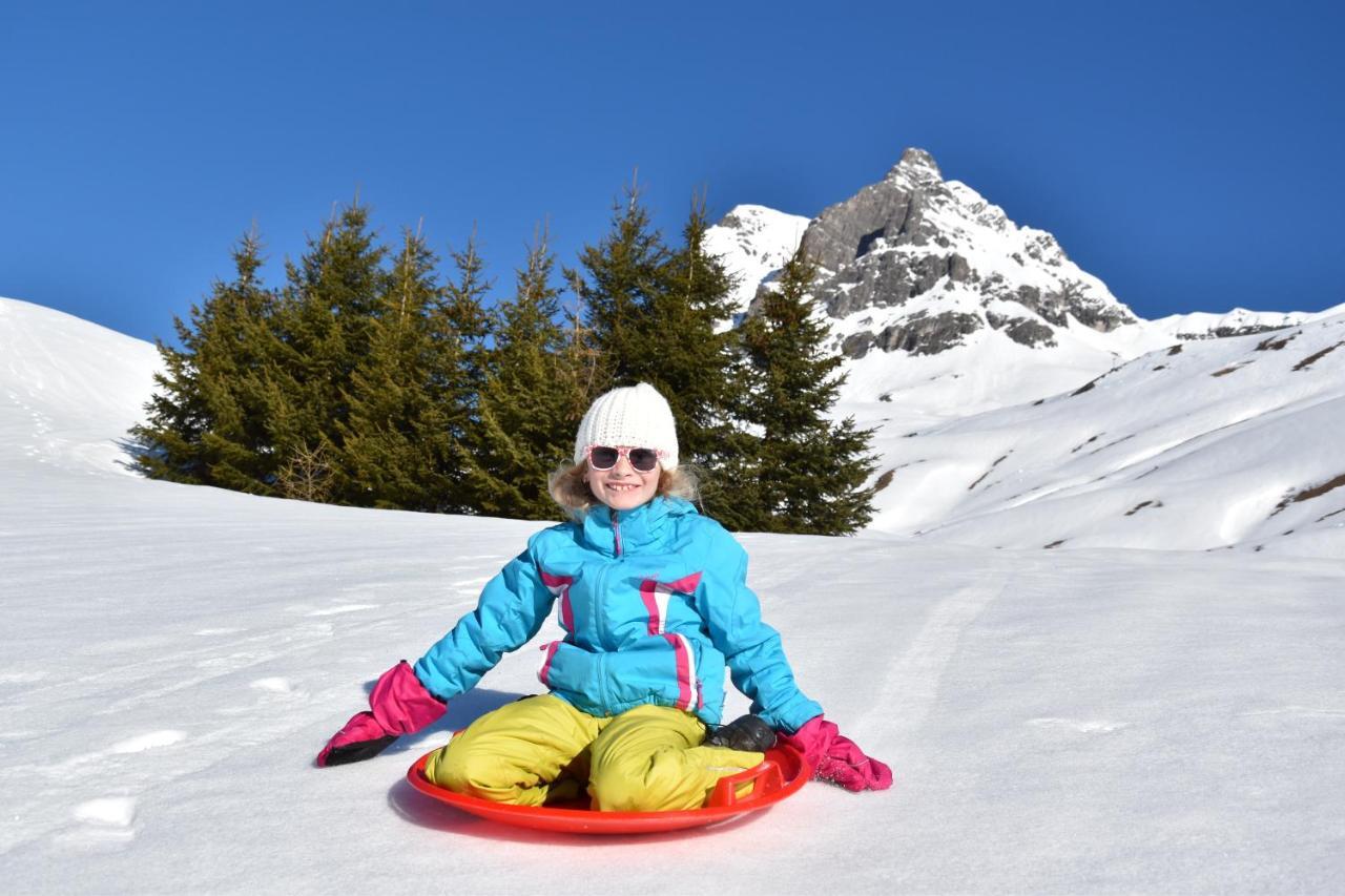 Apart-Wolf-Arlberg Warth  Luaran gambar